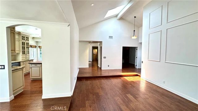 5514 E Crater Lake, Orange, CA 92867