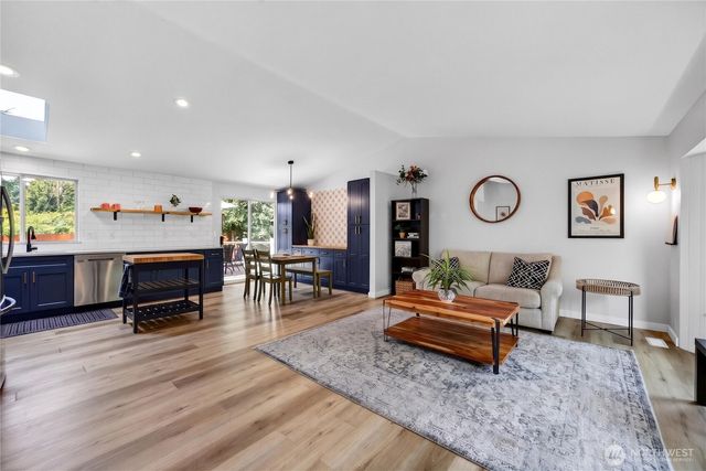602 198th Street SE, Bothell, WA 98012