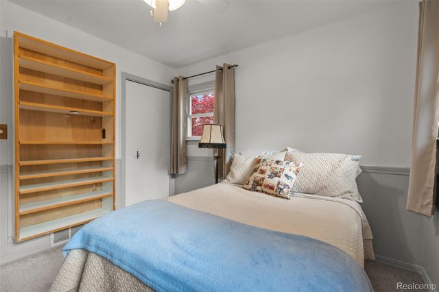 2115 E Hudson Avenue, Royal Oak, MI 48067