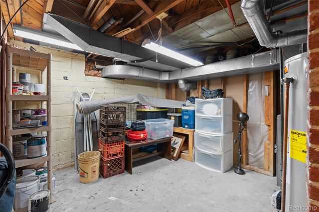 2115 E Hudson Avenue, Royal Oak, MI 48067