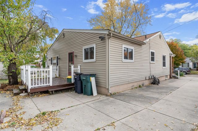 2115 E Hudson Avenue, Royal Oak, MI 48067