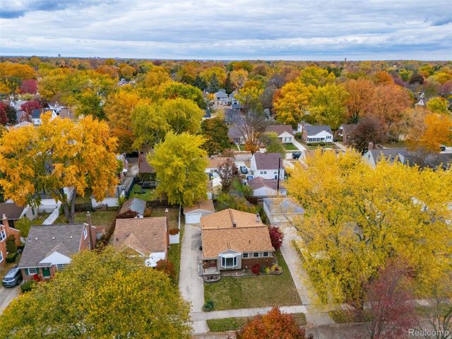 2115 E Hudson Avenue, Royal Oak, MI 48067