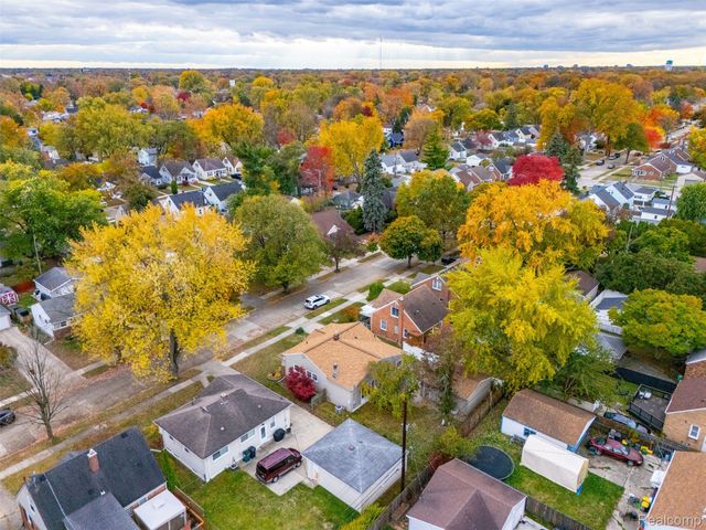 2115 E Hudson Avenue, Royal Oak, MI 48067