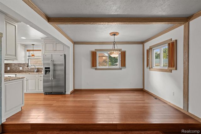 2115 E Hudson Avenue, Royal Oak, MI 48067