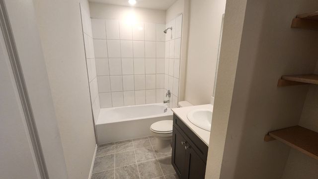 1204 Breezy Oak Drive, Nevada, TX 75173