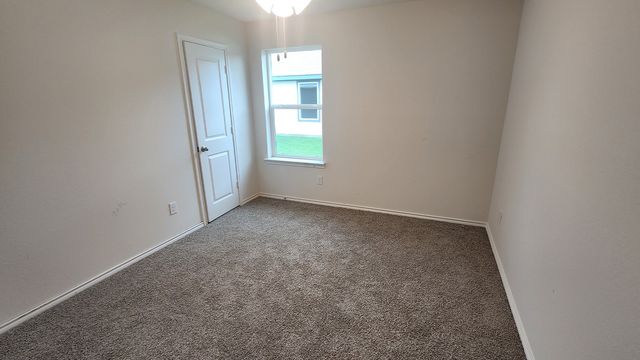 1204 Breezy Oak Drive, Nevada, TX 75173
