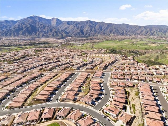 11957 Shadeland, Corona, CA 92883