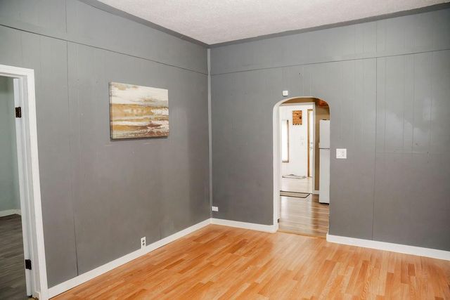 17325 47th Road, Parsons, KS 67357