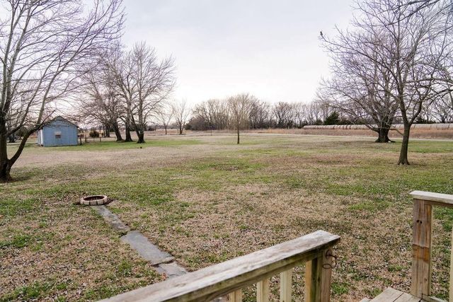 17325 47th Road, Parsons, KS 67357