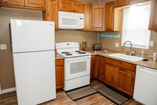 17325 47th Road, Parsons, KS 67357