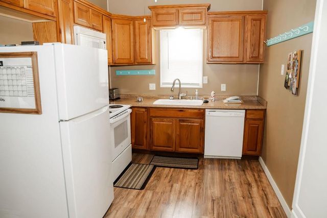 17325 47th Road, Parsons, KS 67357