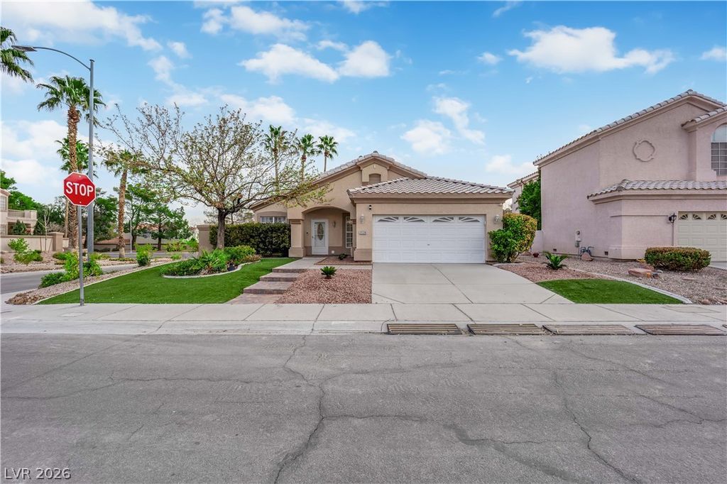 2528 Huber Heights Drive, Las Vegas, NV 89128 — exterior