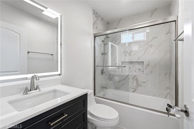 10846 Huston Street, North Hollywood, CA 91601