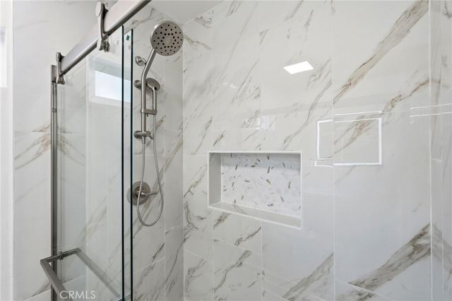 10846 Huston Street, North Hollywood, CA 91601