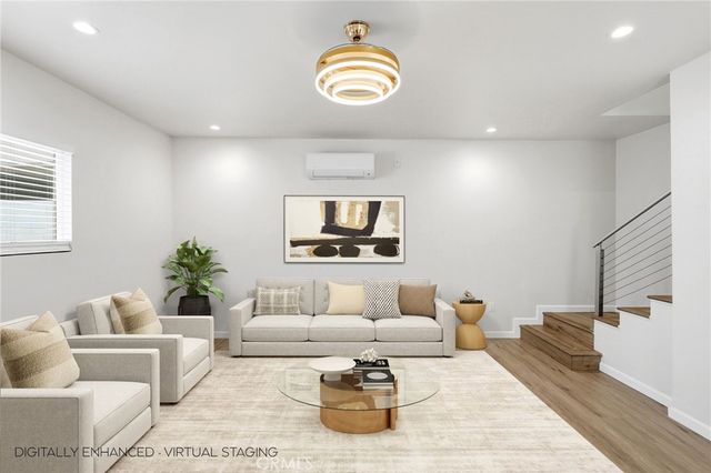 10846 Huston Street, North Hollywood, CA 91601