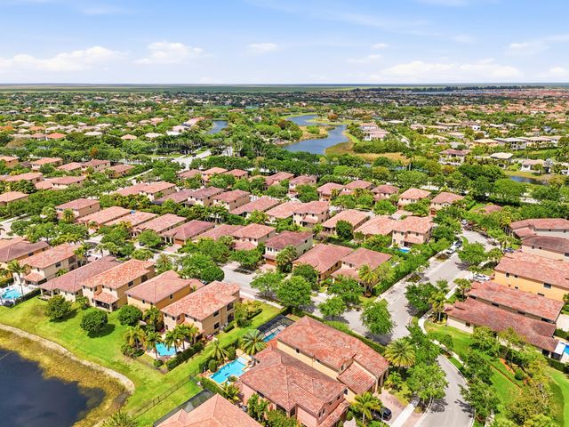 7561 NW 112th Terrace, Parkland, FL 33076
