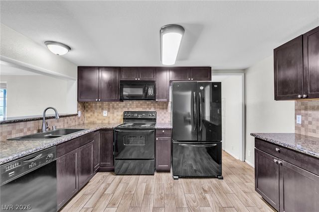 5101 Sun Valley Drive, Las Vegas, NV 89122