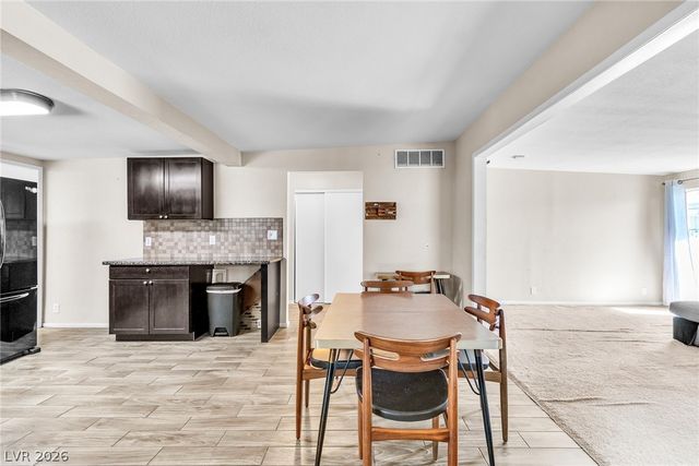 5101 Sun Valley Drive, Las Vegas, NV 89122