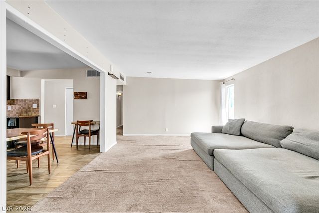 5101 Sun Valley Drive, Las Vegas, NV 89122