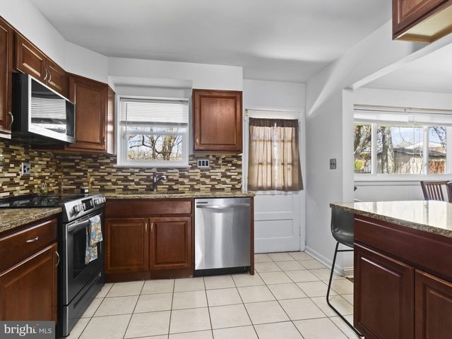 3908 BRINKLEY RD, Temple Hills, MD 20748