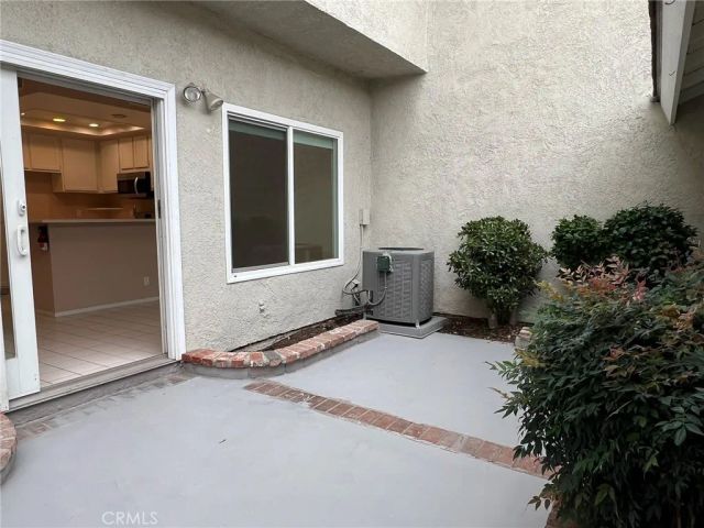 17 Goldenrod, Irvine, CA 92614