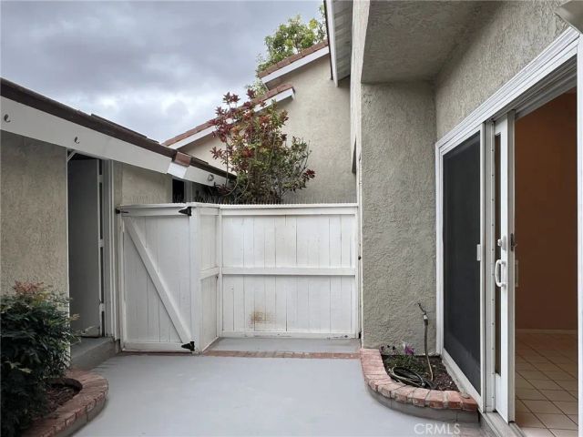 17 Goldenrod, Irvine, CA 92614