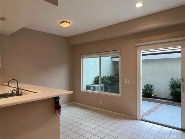 17 Goldenrod, Irvine, CA 92614