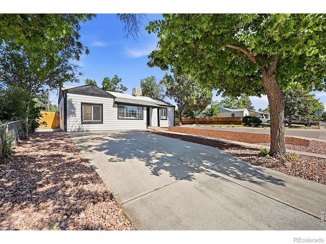 1902 Kenton Street, Aurora, CO 80010