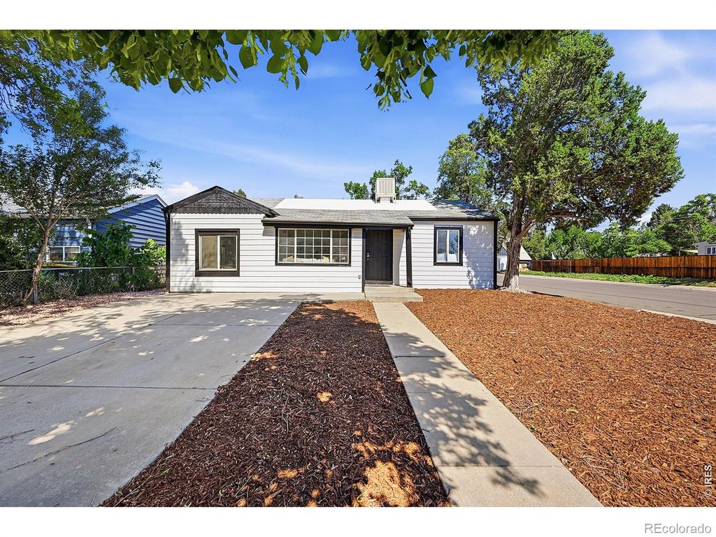 1902 Kenton Street, Aurora, CO 80010