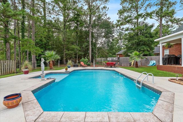 103 Drummond Ct, Dothan, AL 36305