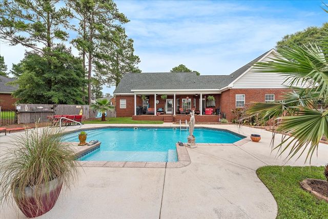 103 Drummond Ct, Dothan, AL 36305