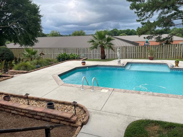 103 Drummond Ct, Dothan, AL 36305