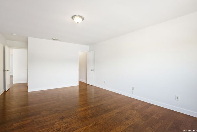 6527 Magic Oaks, San Antonio, TX 78239