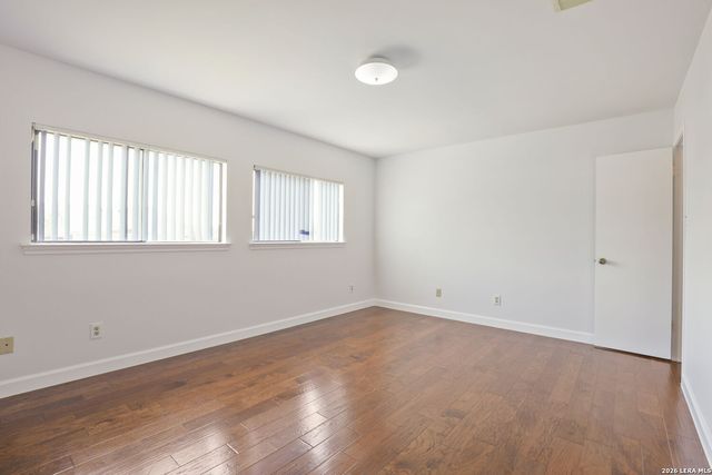 6527 Magic Oaks, San Antonio, TX 78239
