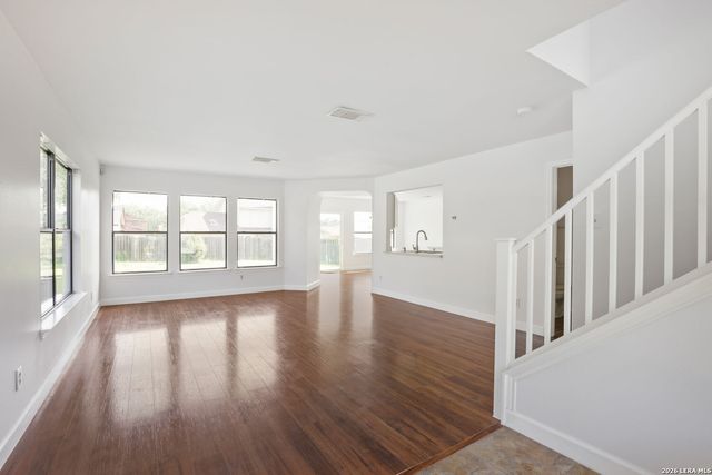 6527 Magic Oaks, San Antonio, TX 78239