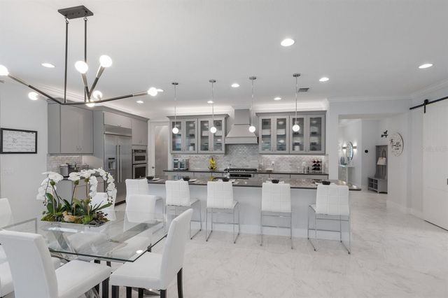5557 LONG SHORE LOOP, Sarasota, FL 34238