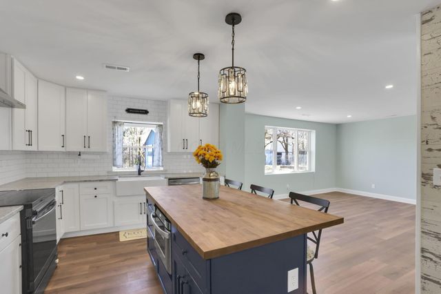 2044 River Road, Granville, OH 43023