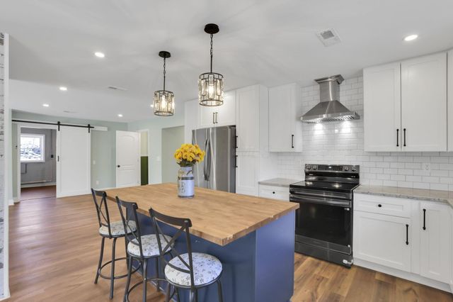 2044 River Road, Granville, OH 43023