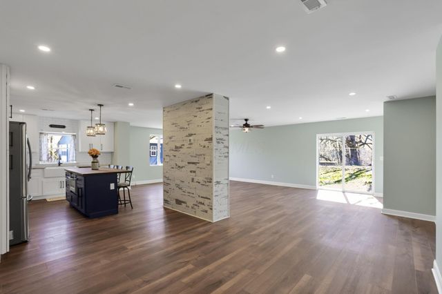 2044 River Road, Granville, OH 43023