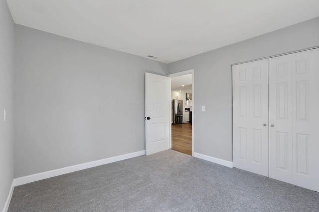 2044 River Road, Granville, OH 43023