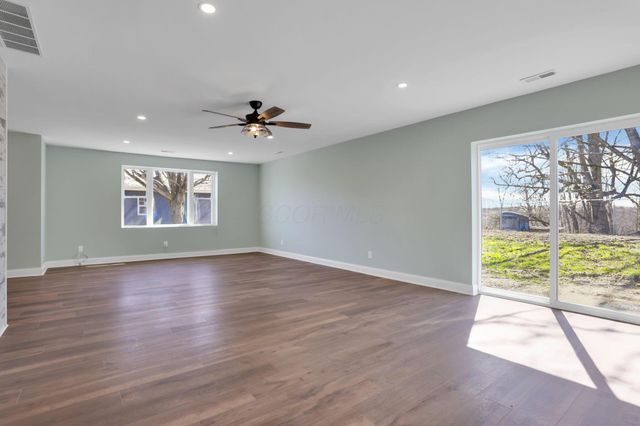 2044 River Road, Granville, OH 43023