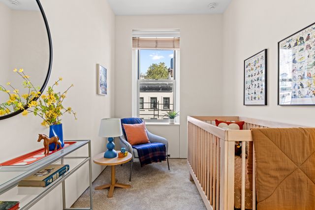 240 E 61ST Street, New York City, NY 10065