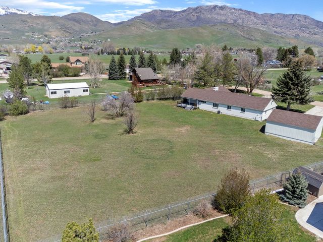 567 S 8850 E, Huntsville, UT 84317