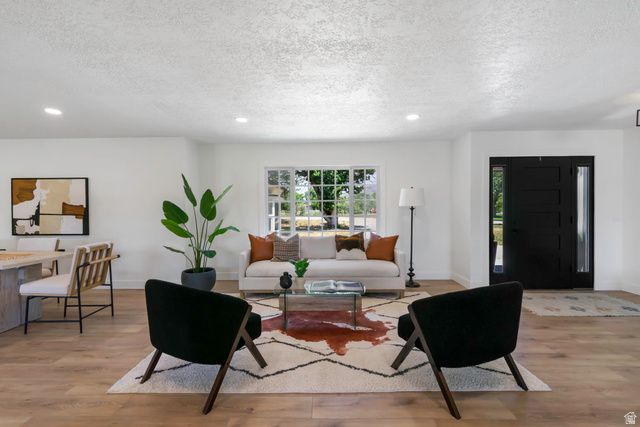 567 S 8850 E, Huntsville, UT 84317