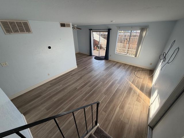 4908 N Winery Circle, Fresno, CA 93726