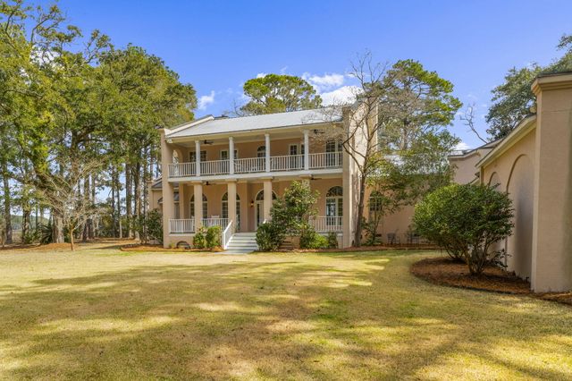 8340 Crooked Creek Lane, Edisto Island, SC 29438