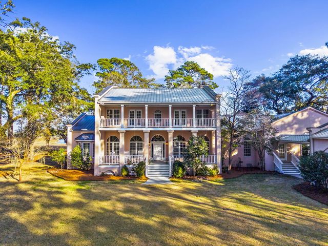 8340 Crooked Creek Lane, Edisto Island, SC 29438