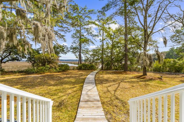 8340 Crooked Creek Lane, Edisto Island, SC 29438