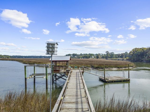 8340 Crooked Creek Lane, Edisto Island, SC 29438