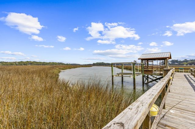 8340 Crooked Creek Lane, Edisto Island, SC 29438